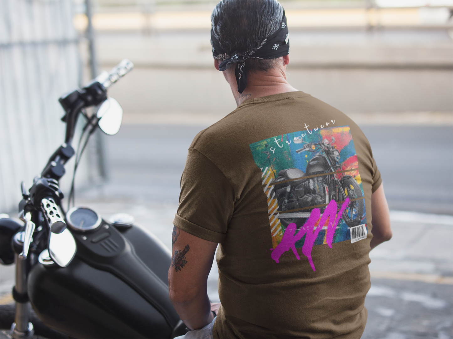 T-shirt Classic Jersey Short Sleeve (Urban Black Motorbike )